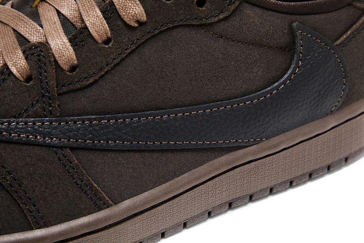 Travis Scott x Air Jordan 1 Retro Low OG SP 'Velvet Brown' - 图片 9